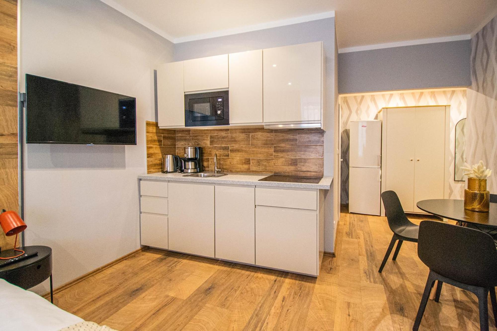 Cozy Studio In The Main City Center ปราก ภายนอก รูปภาพ