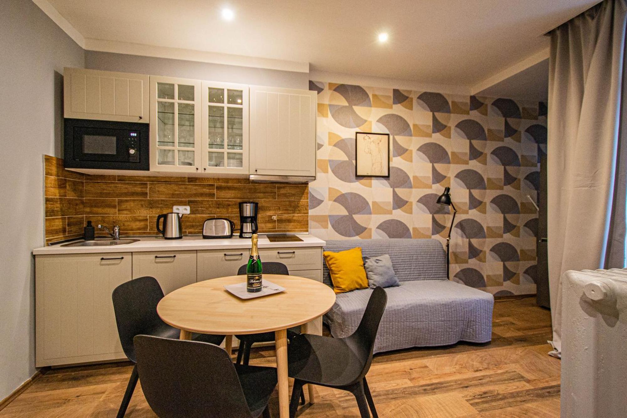 Cozy Studio In The Main City Center ปราก ภายนอก รูปภาพ